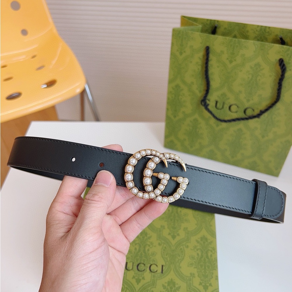Gucci GG Pearl Buckle Women's Black Leather Belt Size 85 cm - Picture 4 of 6